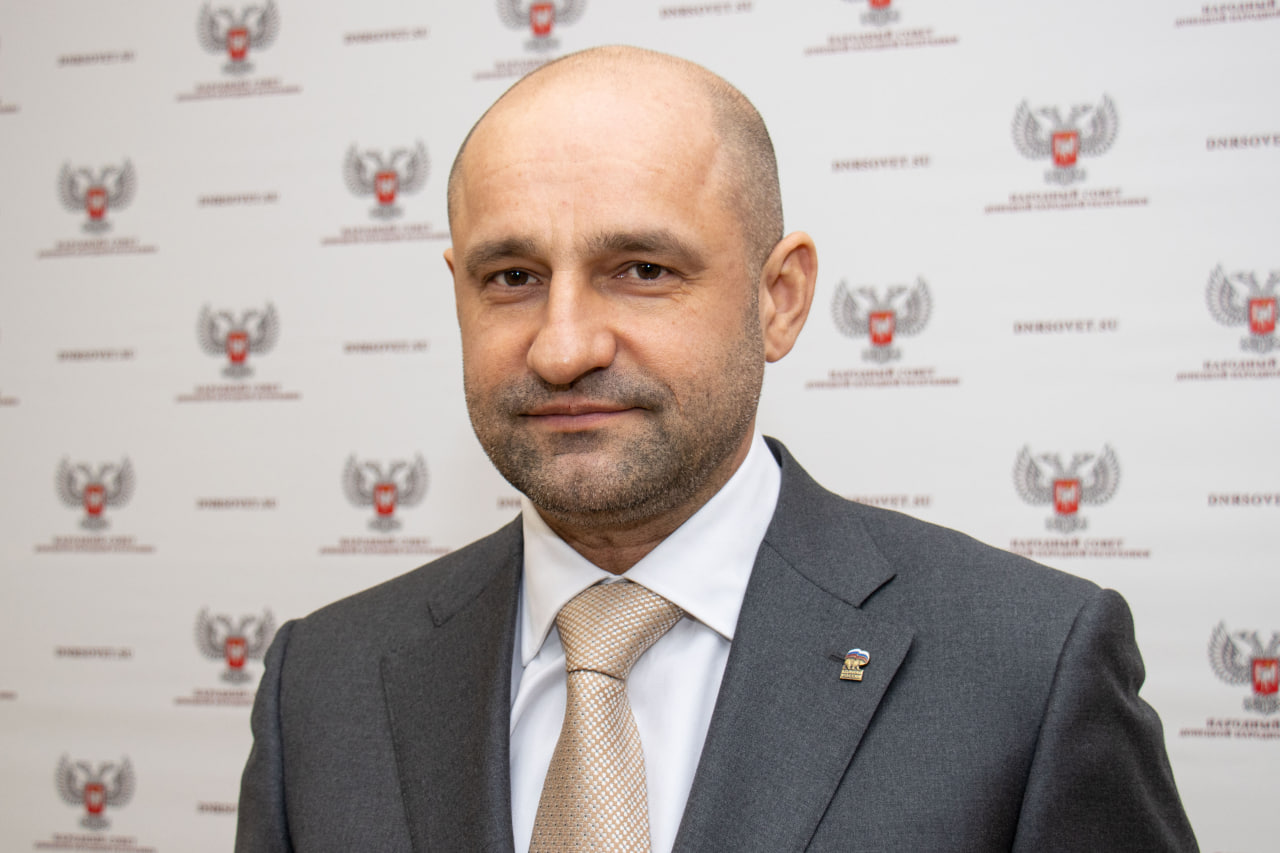Полномочный представитель Президента РФ в Уральском федеральном округе А.В. Жога